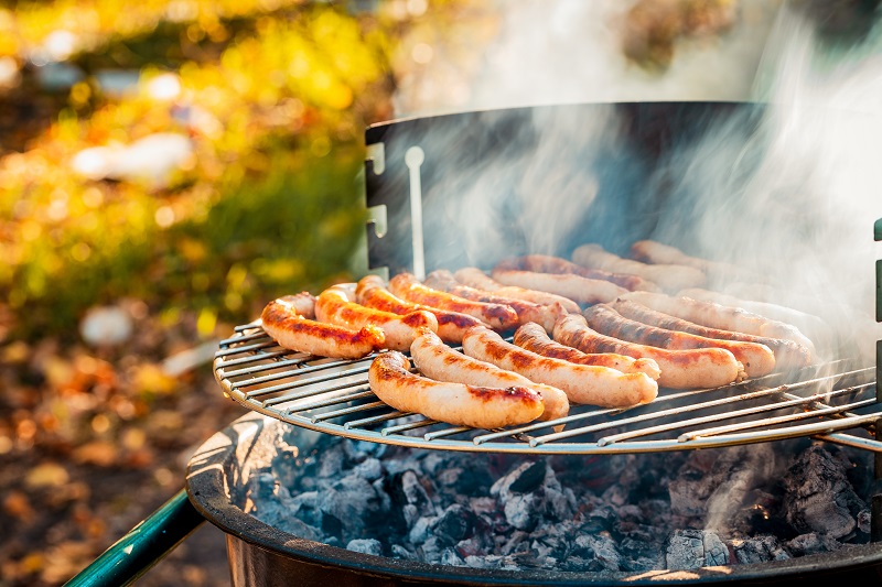 Barbecue a carbonella: cottura tradizionale, sapore straordinario