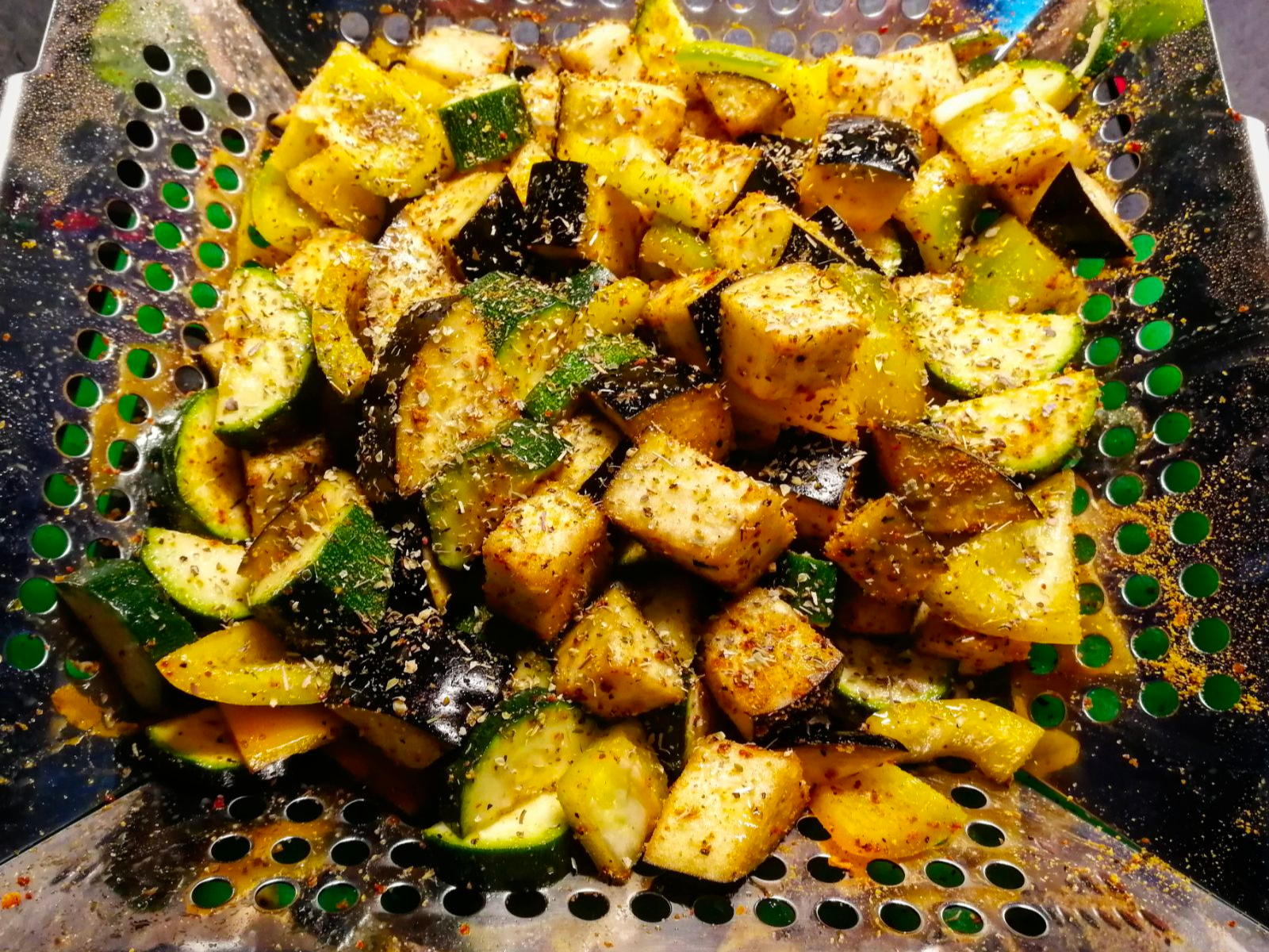 I must-have da barbecue: gli strumenti indispensabili per una grigliata di successo